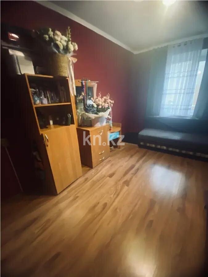 Продажа 4-комнатной квартиры, 76 м² в Караганде - фото 3