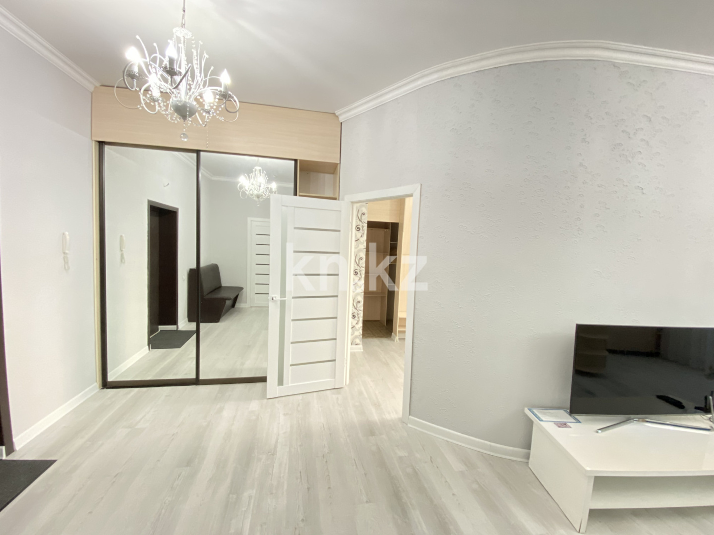 Аренда 2-комнатной квартиры посуточно, 54 м², ул. Сарайшык, дом  34 в Астане - фото 11