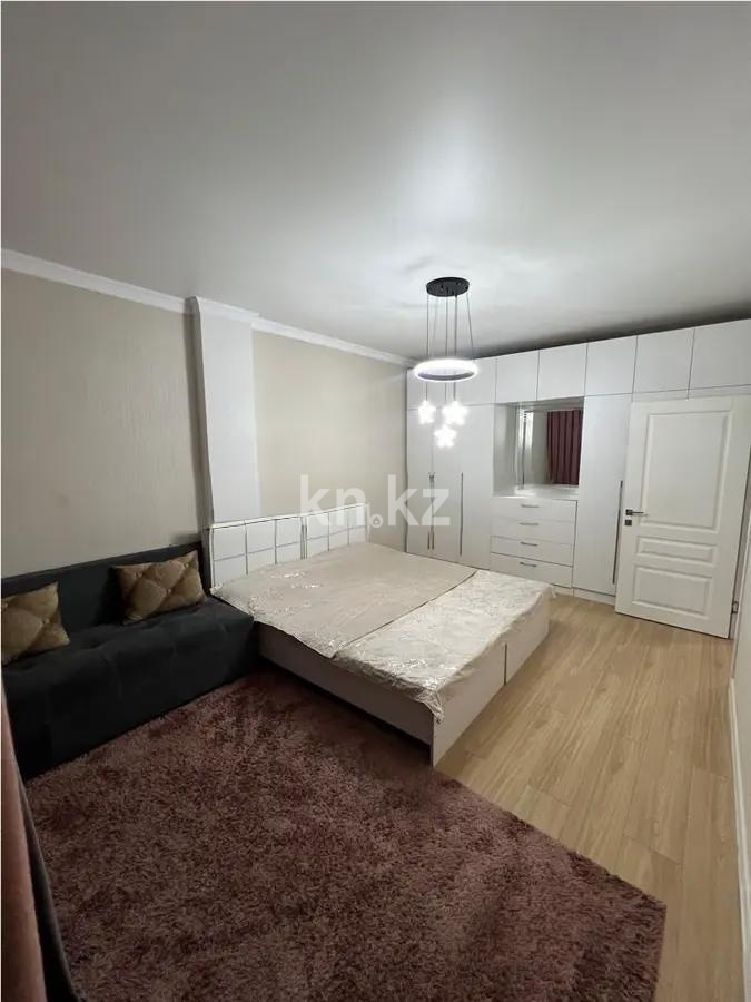 Продажа 3-комнатной квартиры, 80 м², мкр-н Аксай-1, дом  3 в Алматы - фото 2