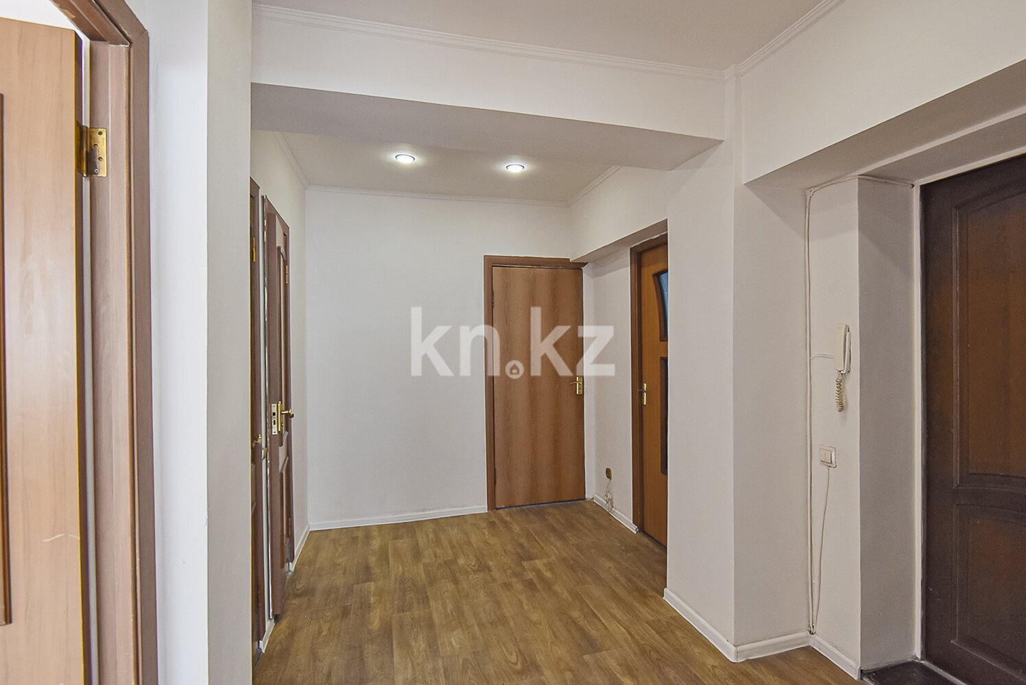 Продажа 3-комнатной квартиры, 84.3 м² в Алматы - фото 10