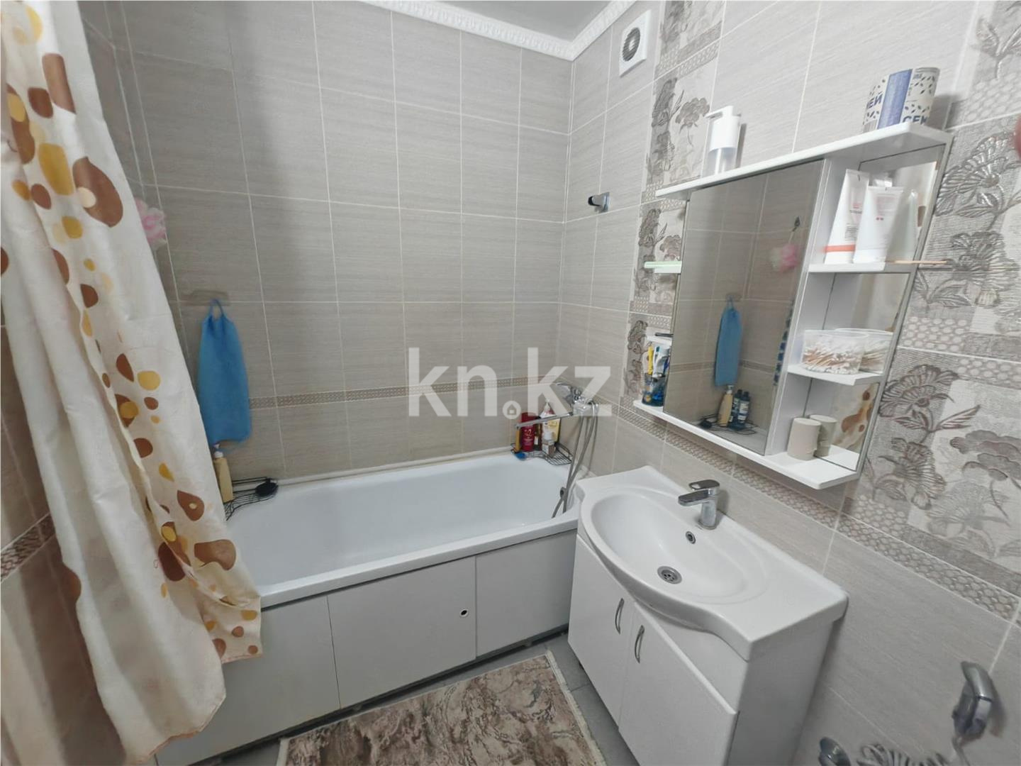 Продажа 4-комнатной квартиры, 97 м², ул. Култегин в Астане - фото 16