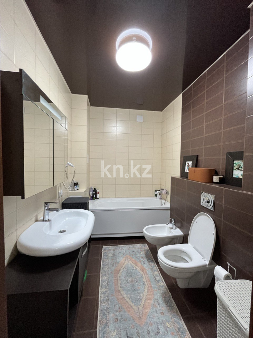 Аренда 3-комнатной квартиры, 136 м² в Астане - фото 12