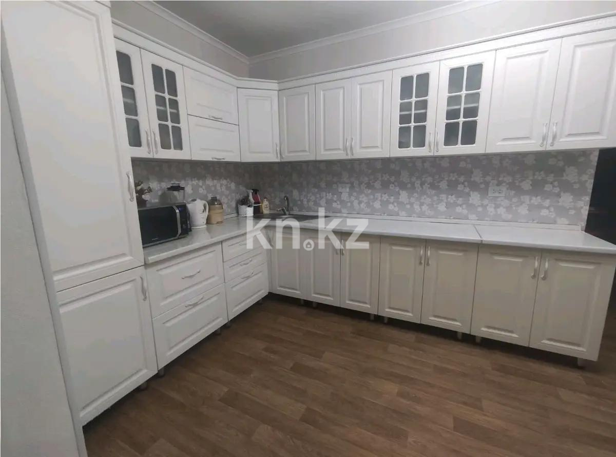 Продажа 3-комнатной квартиры, 82 м², мкр-н Аксай-5, дом  2 в Алматы - фото 5