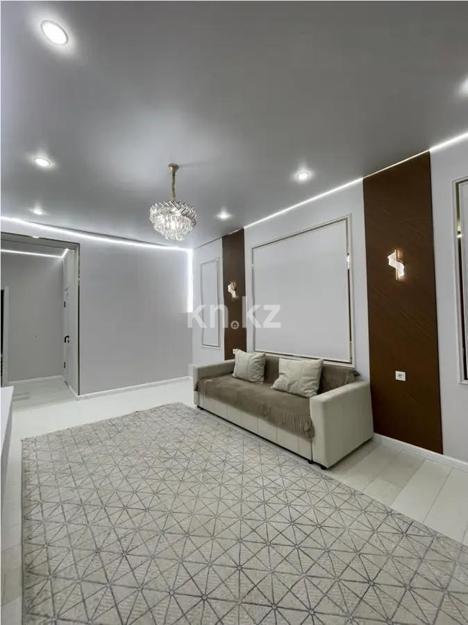 Продажа 2-комнатной квартиры, 64 м² в Караганде