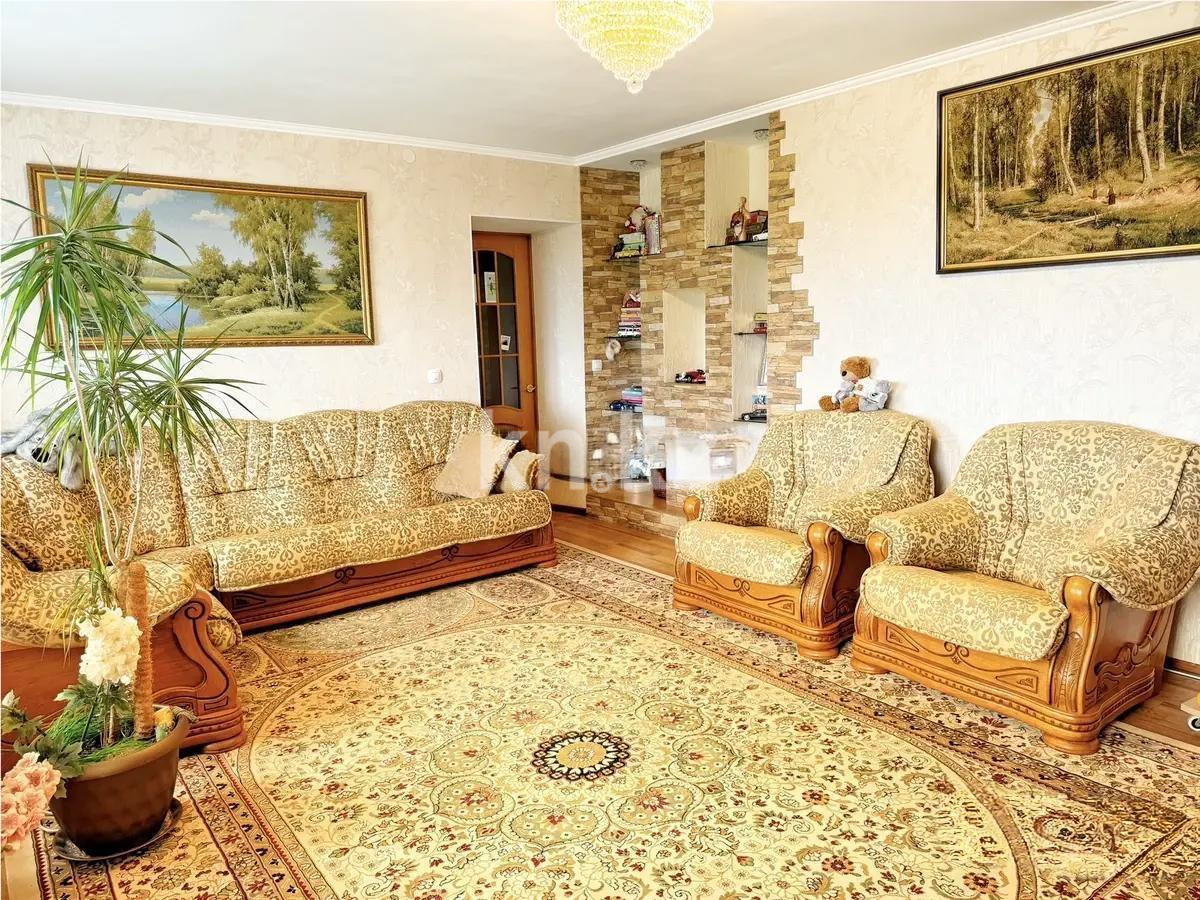 Продажа 3-комнатной квартиры, 73 м² в Караганде
