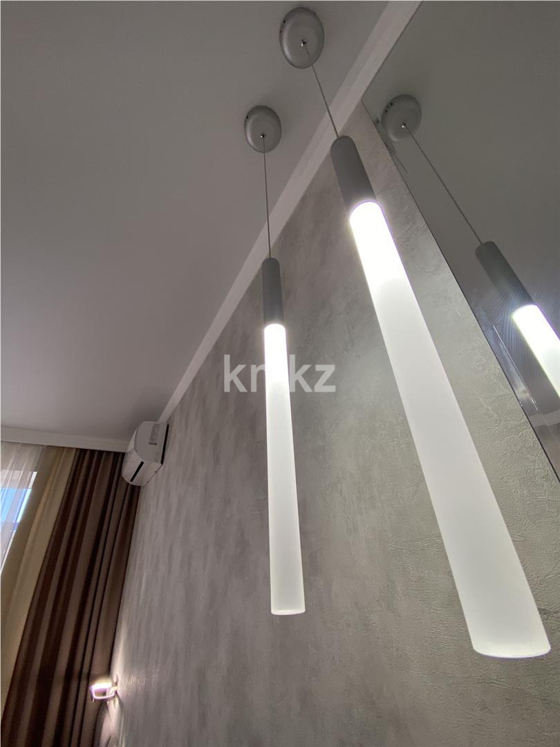 Продажа 3-комнатной квартиры, 76 м², мкр-н Степной-3, дом  2/3 в Караганде - фото 11