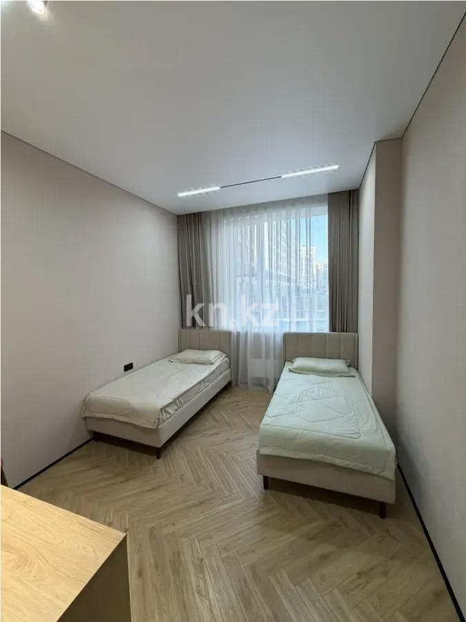 Продажа 4-комнатной квартиры, 93.4 м² в Астане - фото 4