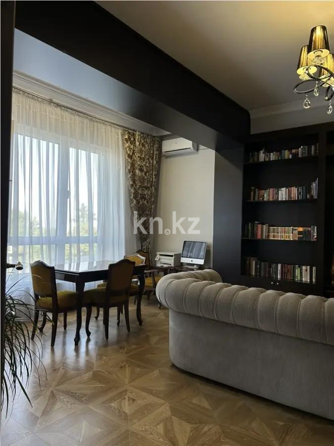 Продажа 2-комнатной квартиры, 64.4 м², ул. Кабанбай батыра, дом  15 в Алматы