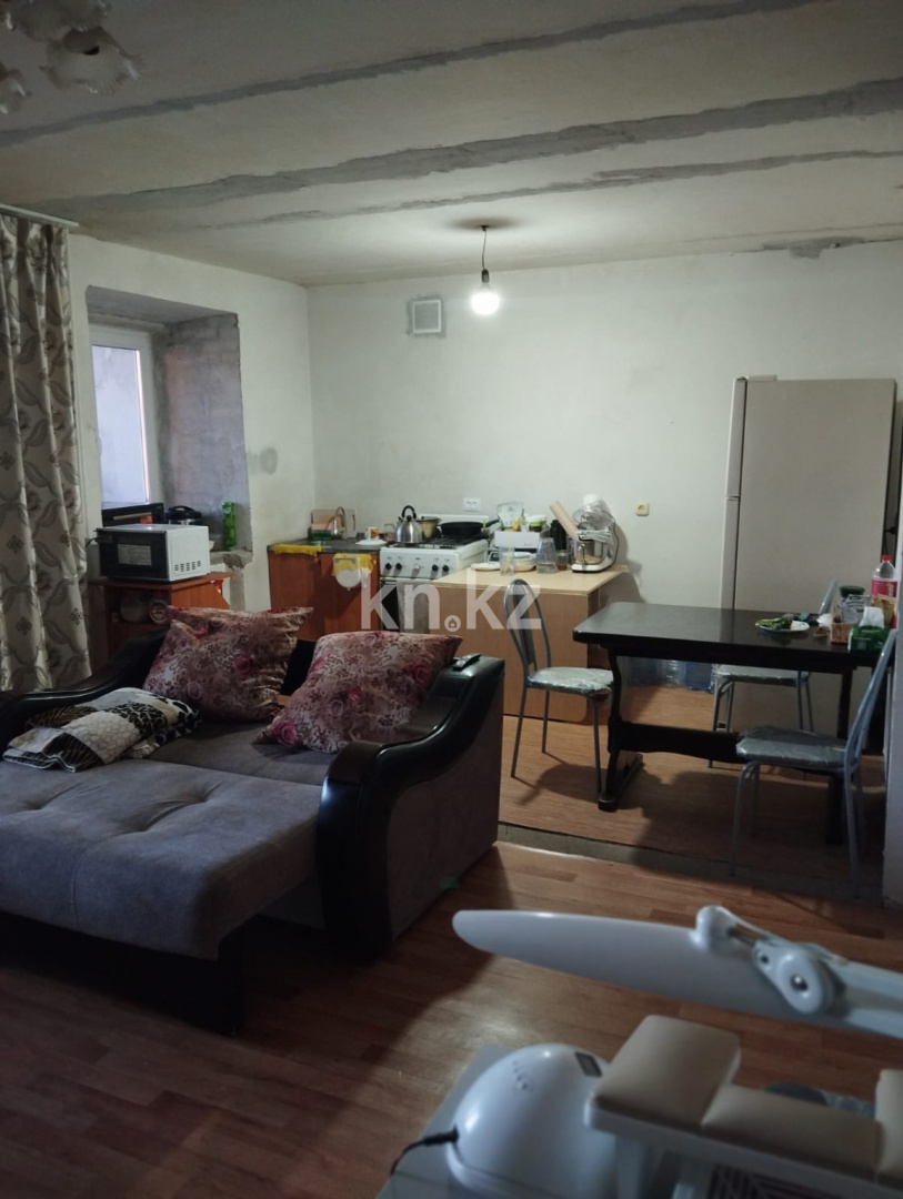 Продажа 3-комнатной квартиры, 74 м² в Караганде - фото 3