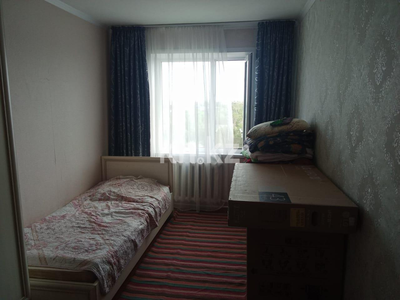 Продажа 3-комнатной квартиры, 61 м², мкр-н 15, дом  1 в Караганде - фото 6