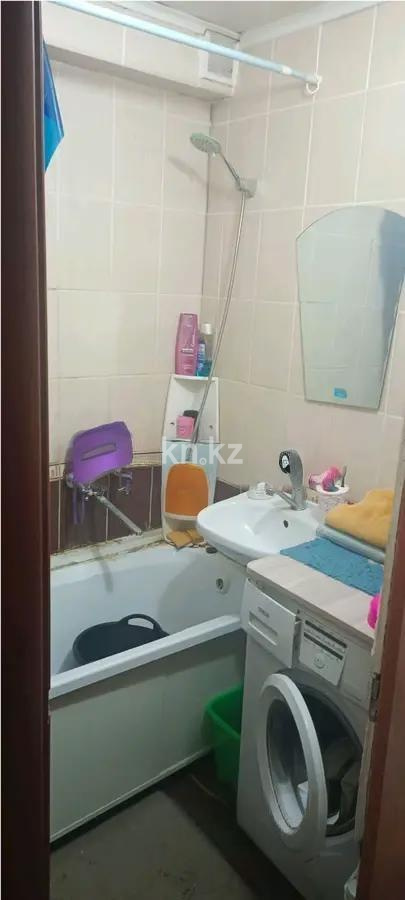 Продажа 3-комнатной квартиры, 47 м², ул. Муканова, дом  32 в Караганде - фото 5
