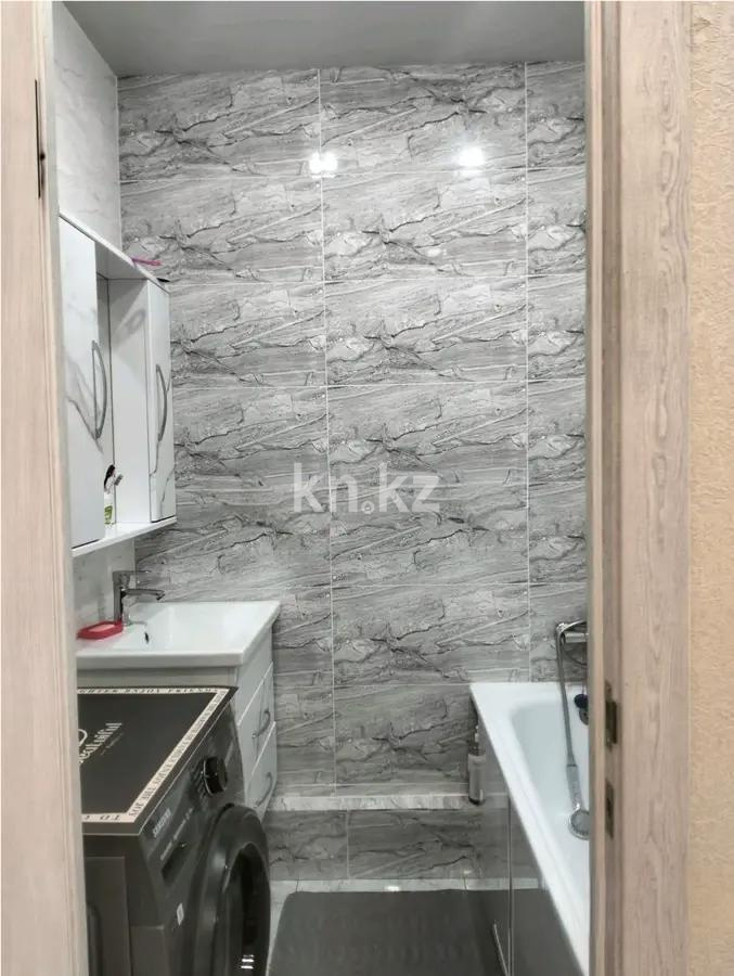 Продажа 3-комнатной квартиры, 72 м², ул. Штурманская, дом  1/6 в Караганде - фото 5