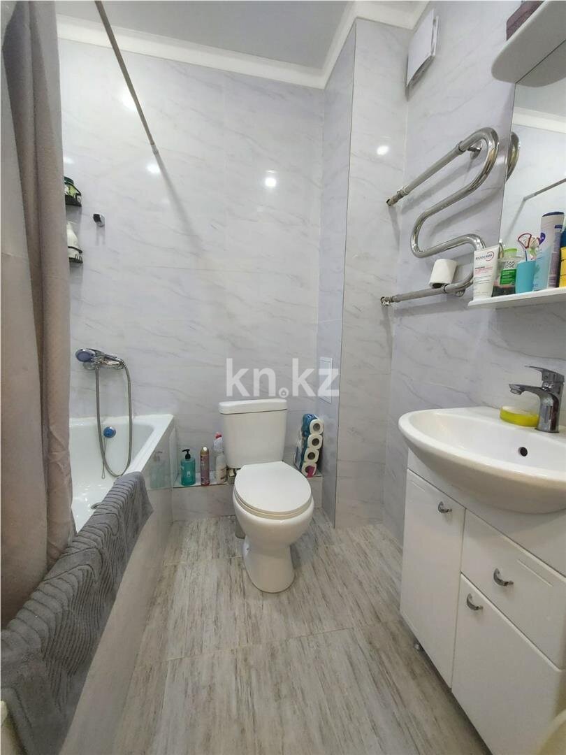Продажа 1-комнатной квартиры, 42 м² в Астане - фото 8
