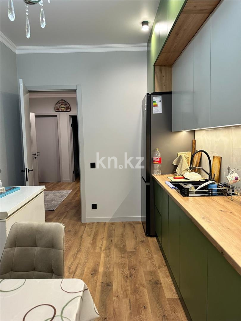 Продажа 3-комнатной квартиры, 79 м², ул. Муканова в Караганде - фото 13
