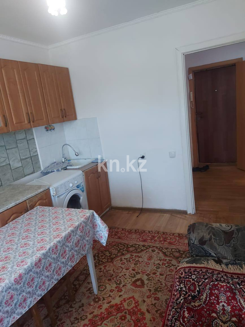 Аренда 1-комнатной квартиры, 38 м² в Астане