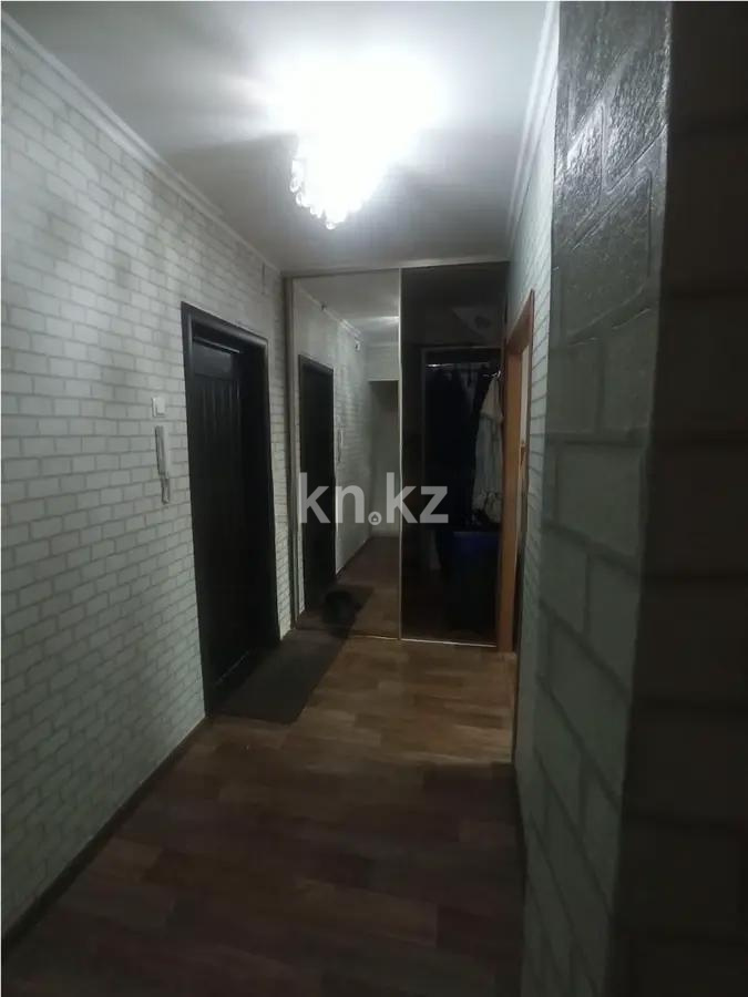 Продажа 1-комнатной квартиры, 42 м², ул. Таттимбета, дом  15 в Караганде - фото 3