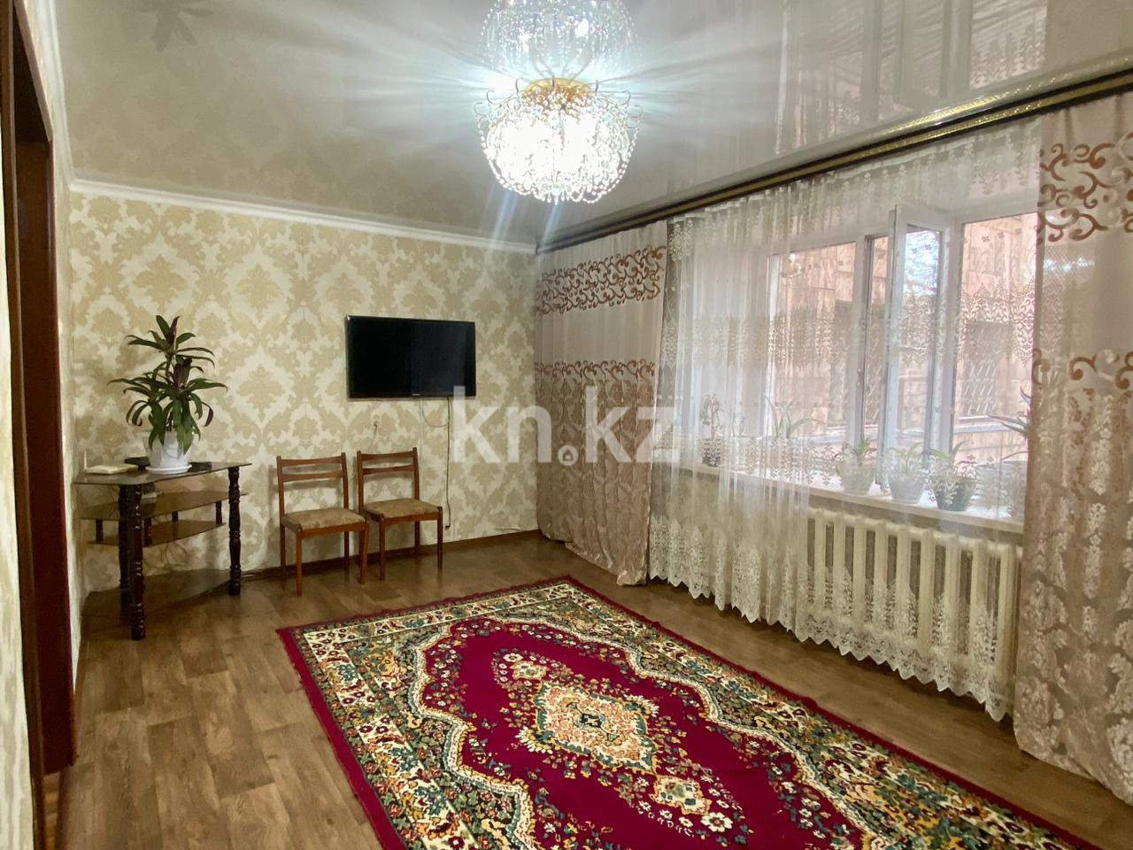 Продажа 3-комнатной квартиры, 63 м², ул. Керамическая, дом  82а в Караганде