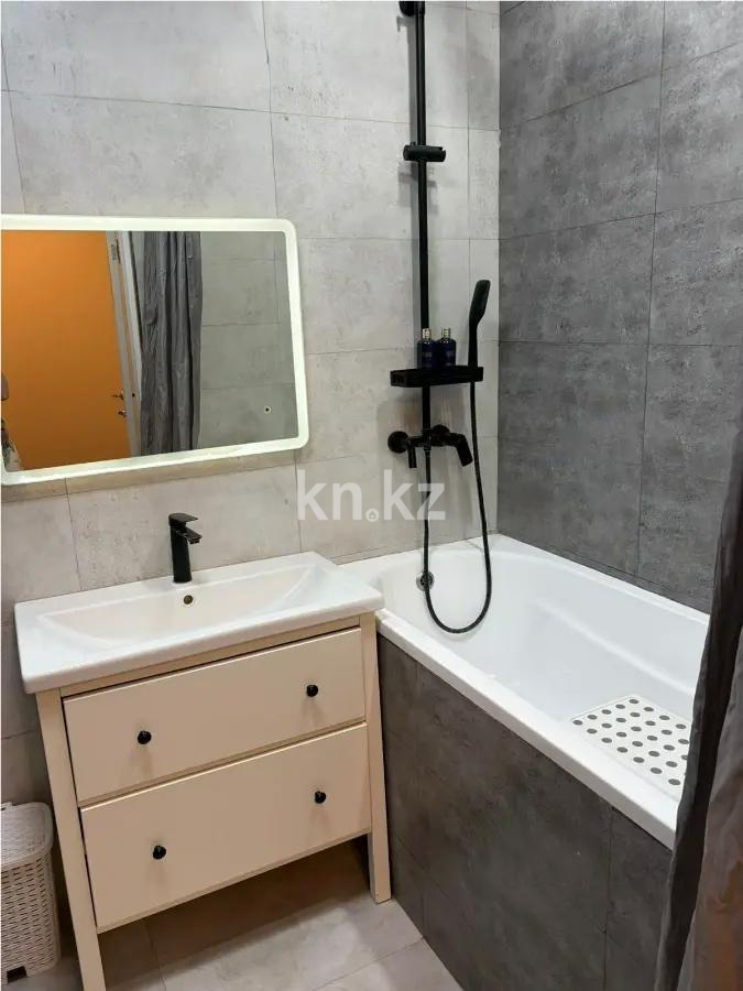 Продажа 2-комнатной квартиры, 69 м² в Алматы - фото 4