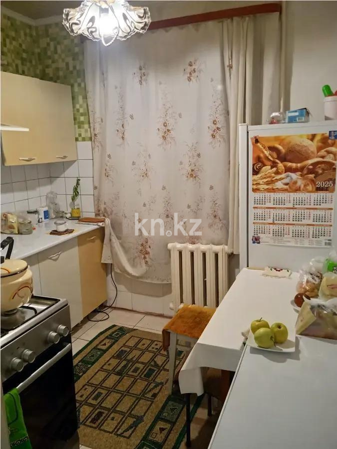 Продажа 2-комнатной квартиры, 43 м², 1 мкр., дом  51 в Алматы - фото 3