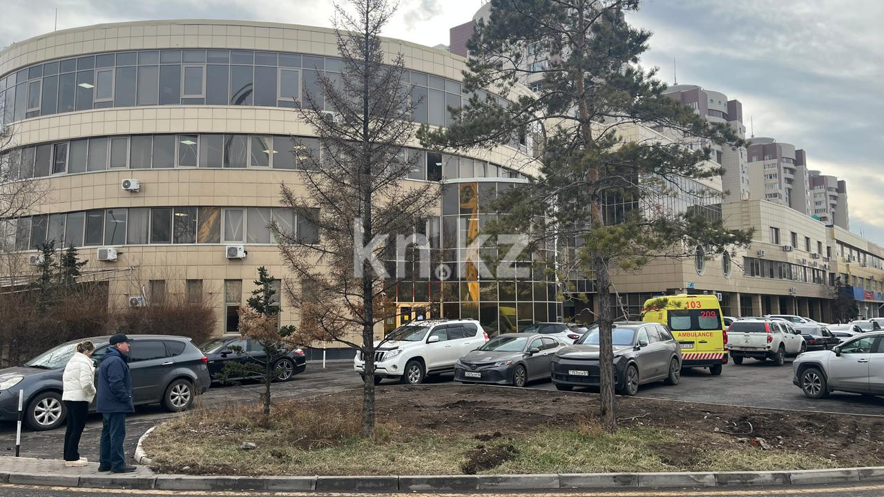 Аренда , пр. Кабанбай батыра, дом  2/2 в Астане