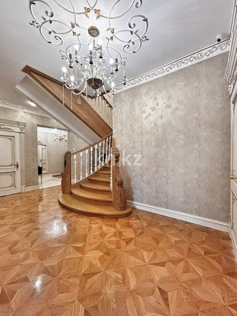 Продажа 5-комнатной квартиры, 280 м² в Алматы - фото 16
