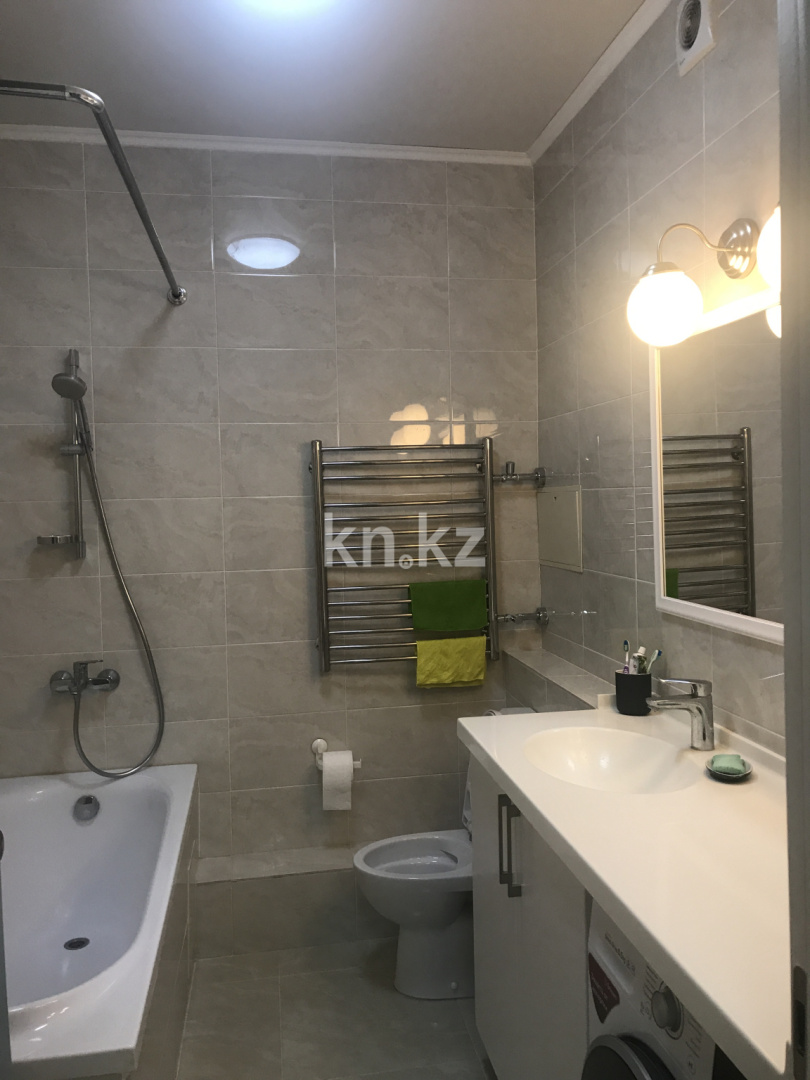 Продажа 2-комнатной квартиры, 45 м², пр. Достык, дом  138 в Алматы - фото 5