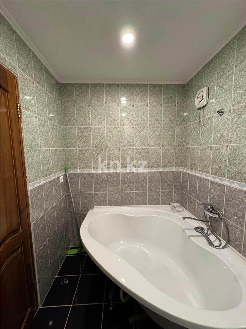 Продажа 1-комнатной квартиры, 39 м² в Караганде - фото 7