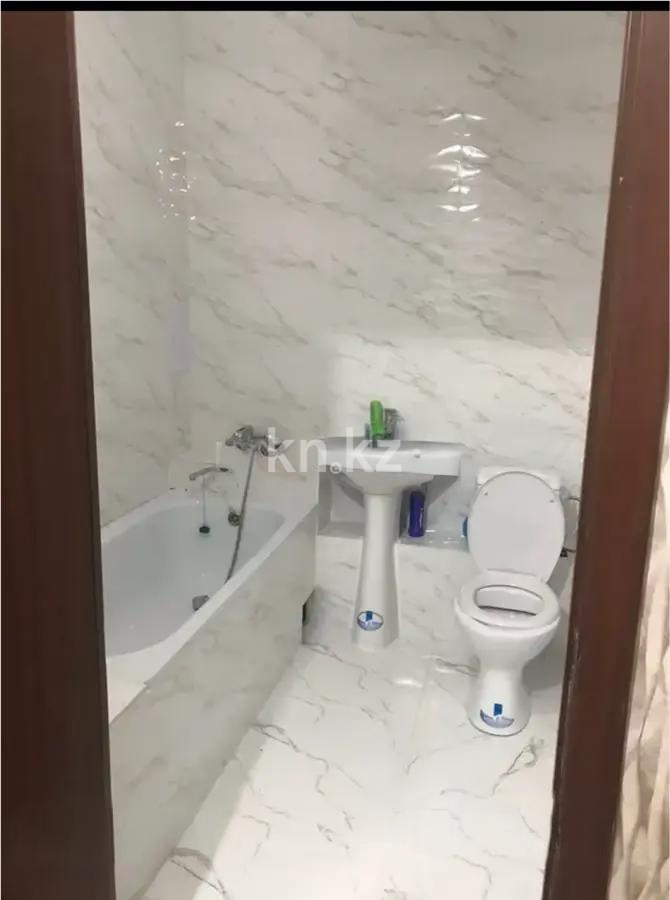 Продажа 1-комнатной квартиры, 46 м², мкр-н Саялы, дом  13 в Алматы - фото 2