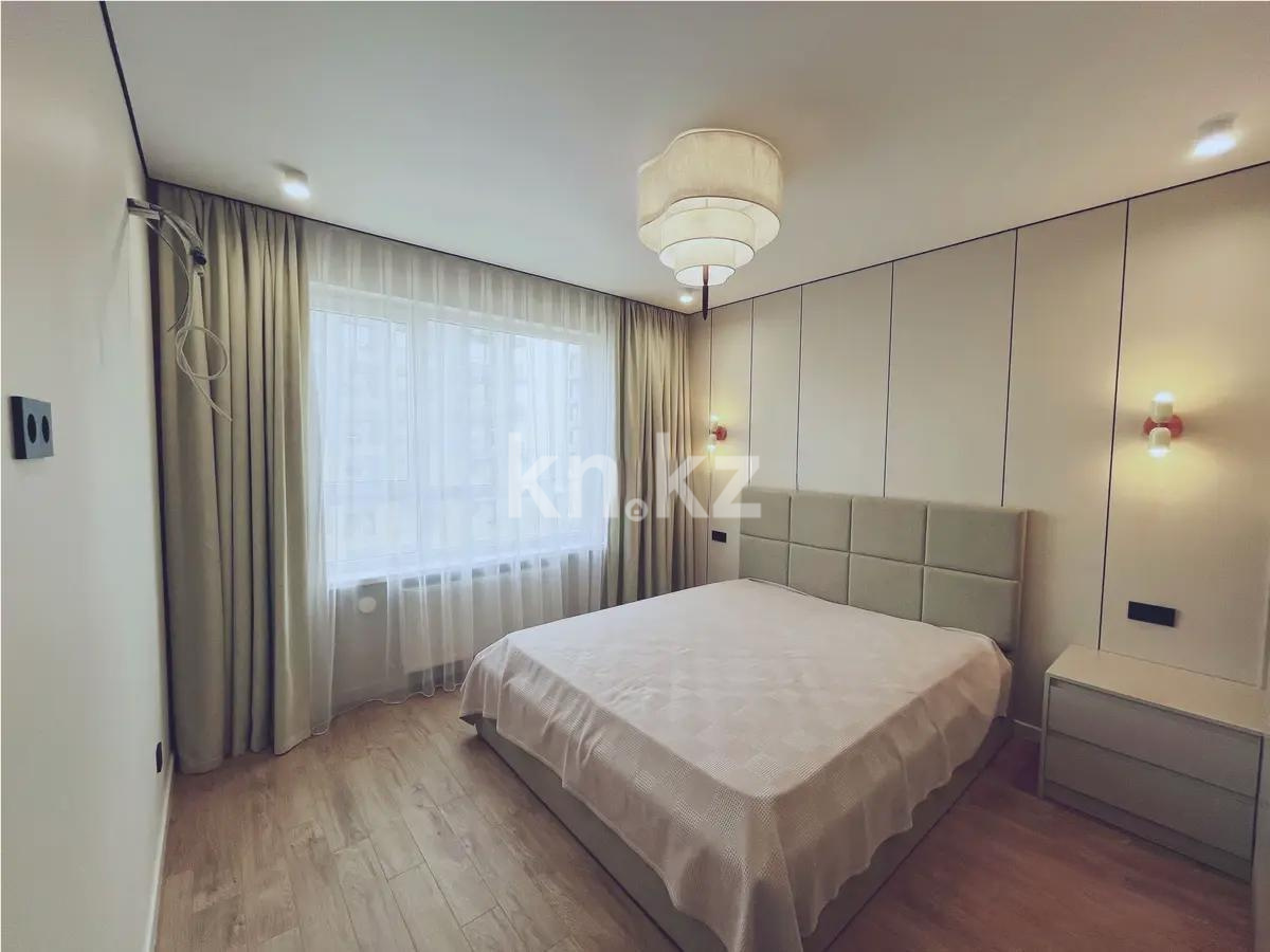 Продажа 3-комнатной квартиры, 64 м², ул. Момышулы, дом  10/15 в Алматы - фото 2