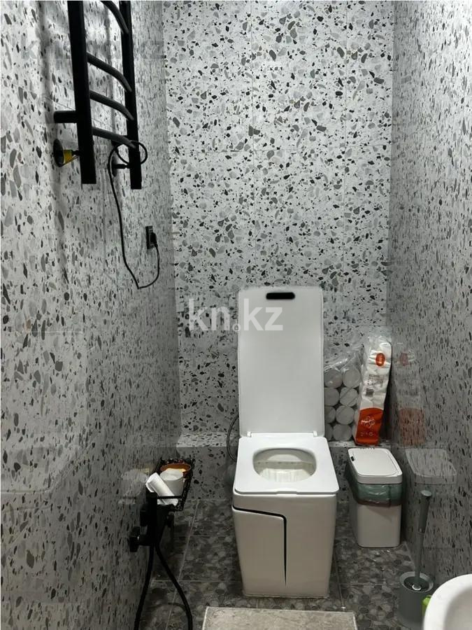 Продажа 2-комнатной квартиры, 69.7 м² в Алматы - фото 4
