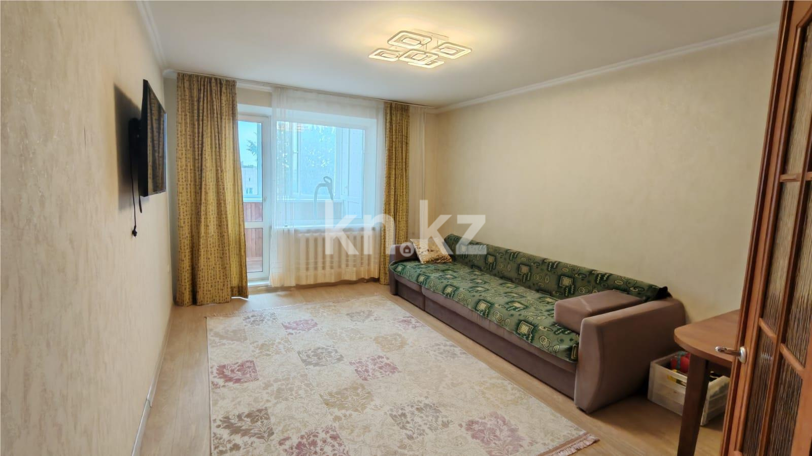 Продажа 3-комнатной квартиры, 64 м², ул. Муканова в Караганде - фото 2
