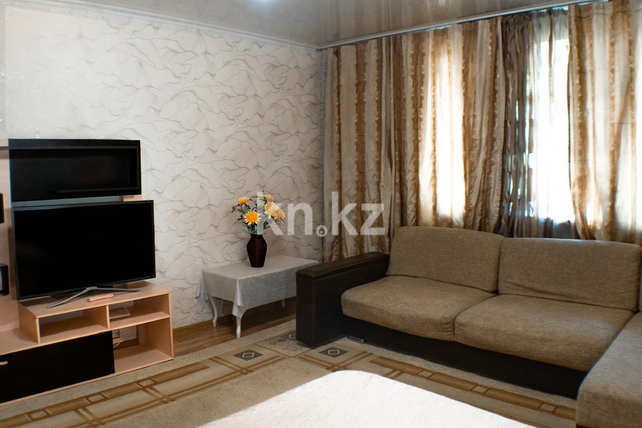 Аренда 2-комнатной квартиры, 52 м², пр. Бухар-жырау, дом  79 в Караганде - фото 2