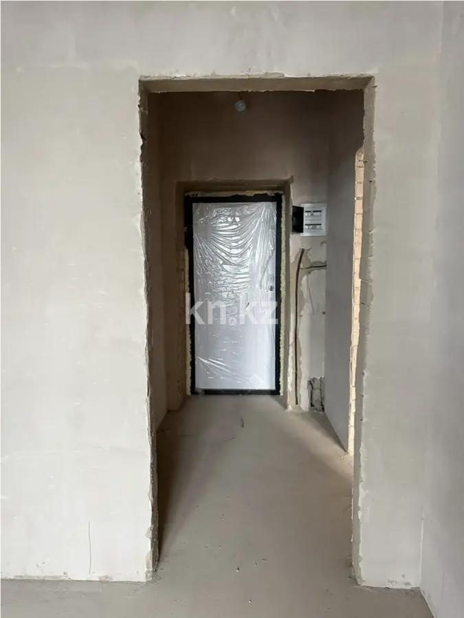 Продажа 1-комнатной квартиры, 38 м², ул. А-52, дом  4/1 в Астане - фото 4