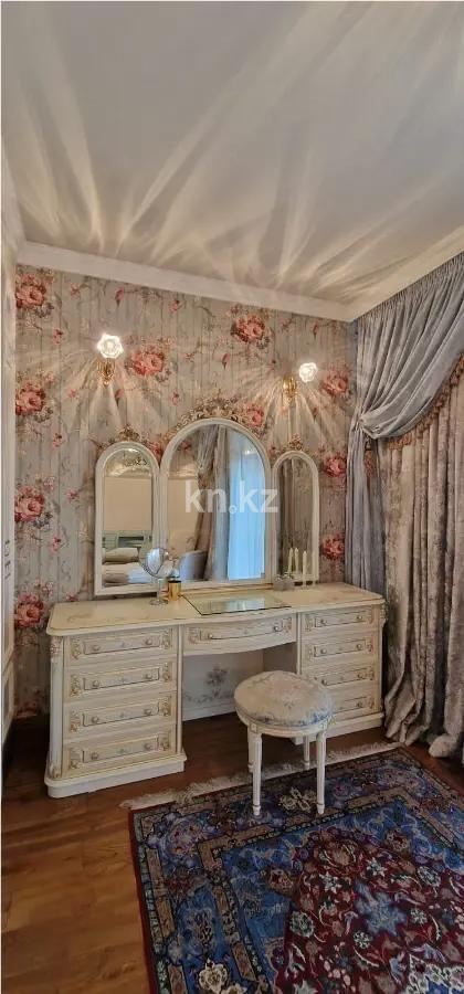 Продажа 4-комнатной квартиры, 260.8 м² в Алматы - фото 4