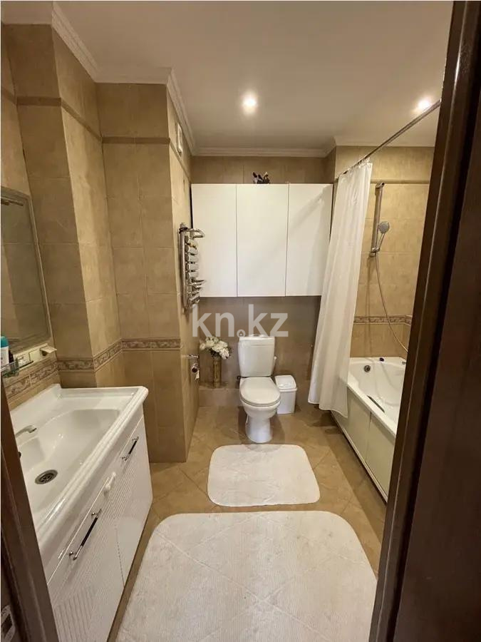 Продажа 2-комнатной квартиры, 73 м², ул. Торайгырова, дом  25/2 в Алматы - фото 4