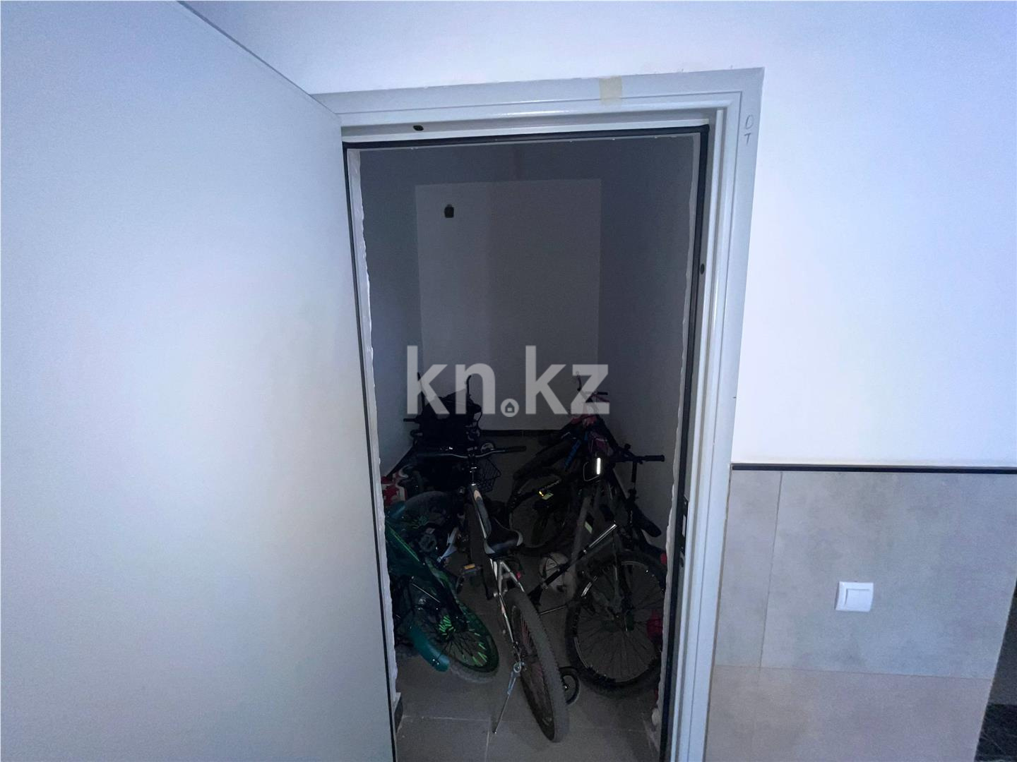 Продажа 1-комнатной квартиры, 41 м² в Караганде - фото 11