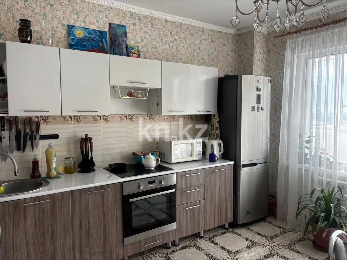 Продажа 3-комнатной квартиры, 88 м², пр. Шахтеров, дом  60 в Караганде - фото 4