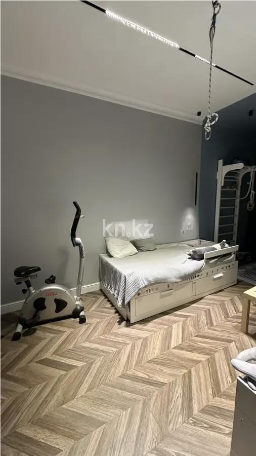 Продажа 3-комнатной квартиры, 93 м², ул. Гоголя, дом  56/1 в Караганде - фото 3