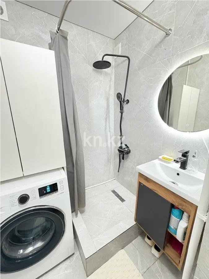 Продажа 3-комнатной квартиры, 62 м², 6 мкр., дом  9а в Караганде - фото 6