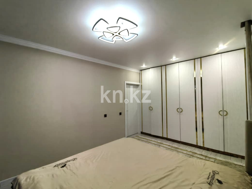 Продажа 4-комнатной квартиры, 143 м², мкр. Голубые Пруды, дом  5/4 в Караганде - фото 10