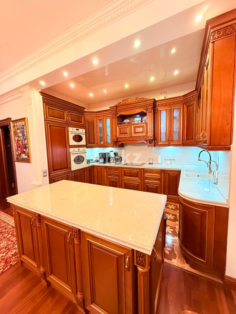 Продажа 5-комнатной квартиры, 300 м² в Астане - фото 11
