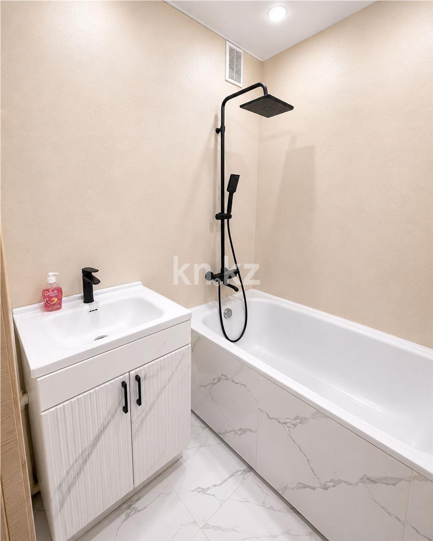 Продажа 1-комнатной квартиры, 41 м² в Караганде - фото 4