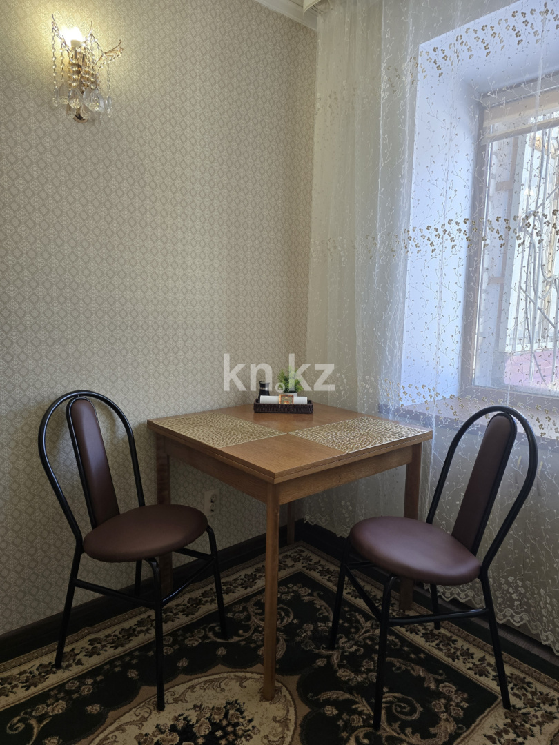 Аренда 1-комнатной квартиры посуточно, 35 м² в Уральске - фото 7