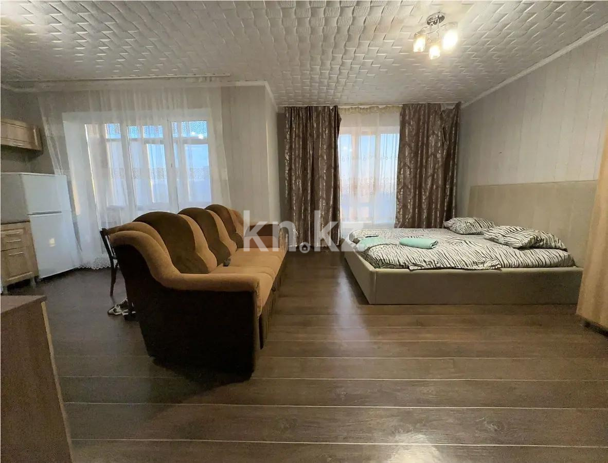 Продажа 1-комнатной квартиры, 40 м², пр. Шахтеров, дом  23/7 в Караганде