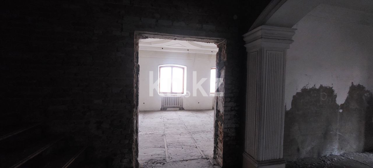 Продажа 9-комнатного дома, 517.9 м², Досжанова, дом  9 в Костанае - фото 17