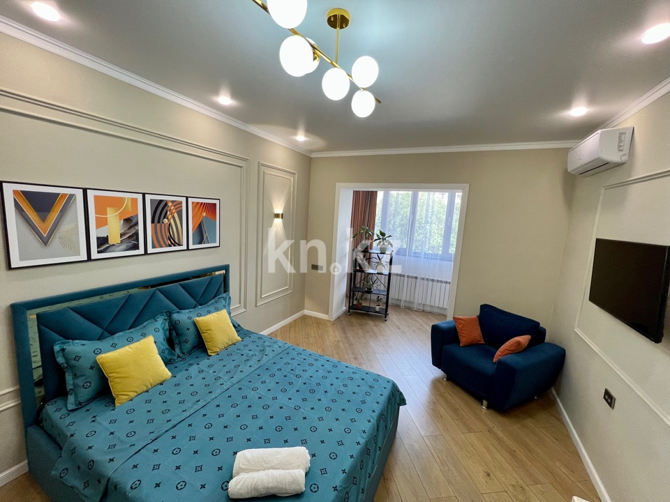 Аренда 1-комнатной квартиры посуточно, 36 м², ул. Айтиева, дом  154/1 - ул. Жамбыла в Алматы - фото 2