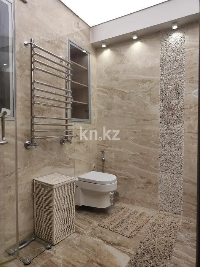 Продажа 2-комнатной квартиры, 71.5 м² в Алматы - фото 3