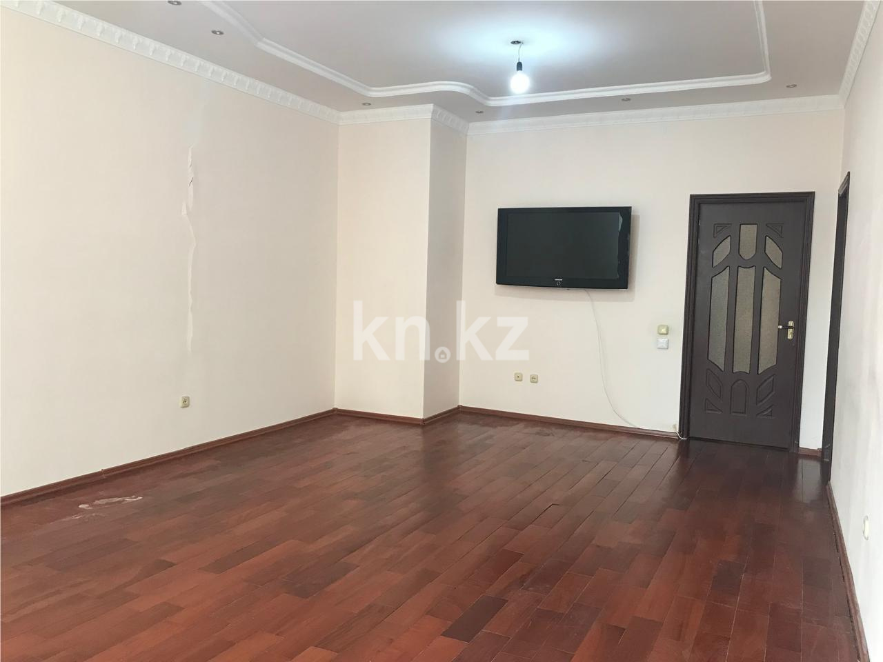 Продажа 3-комнатной квартиры, 100 м², ул. Габдуллина в Астане - фото 3