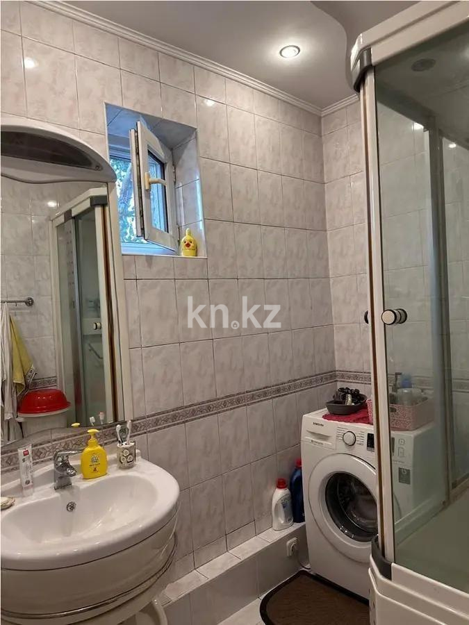 Продажа 3-комнатной квартиры, 65 м², ул. Аносова, дом  38 в Алматы - фото 6