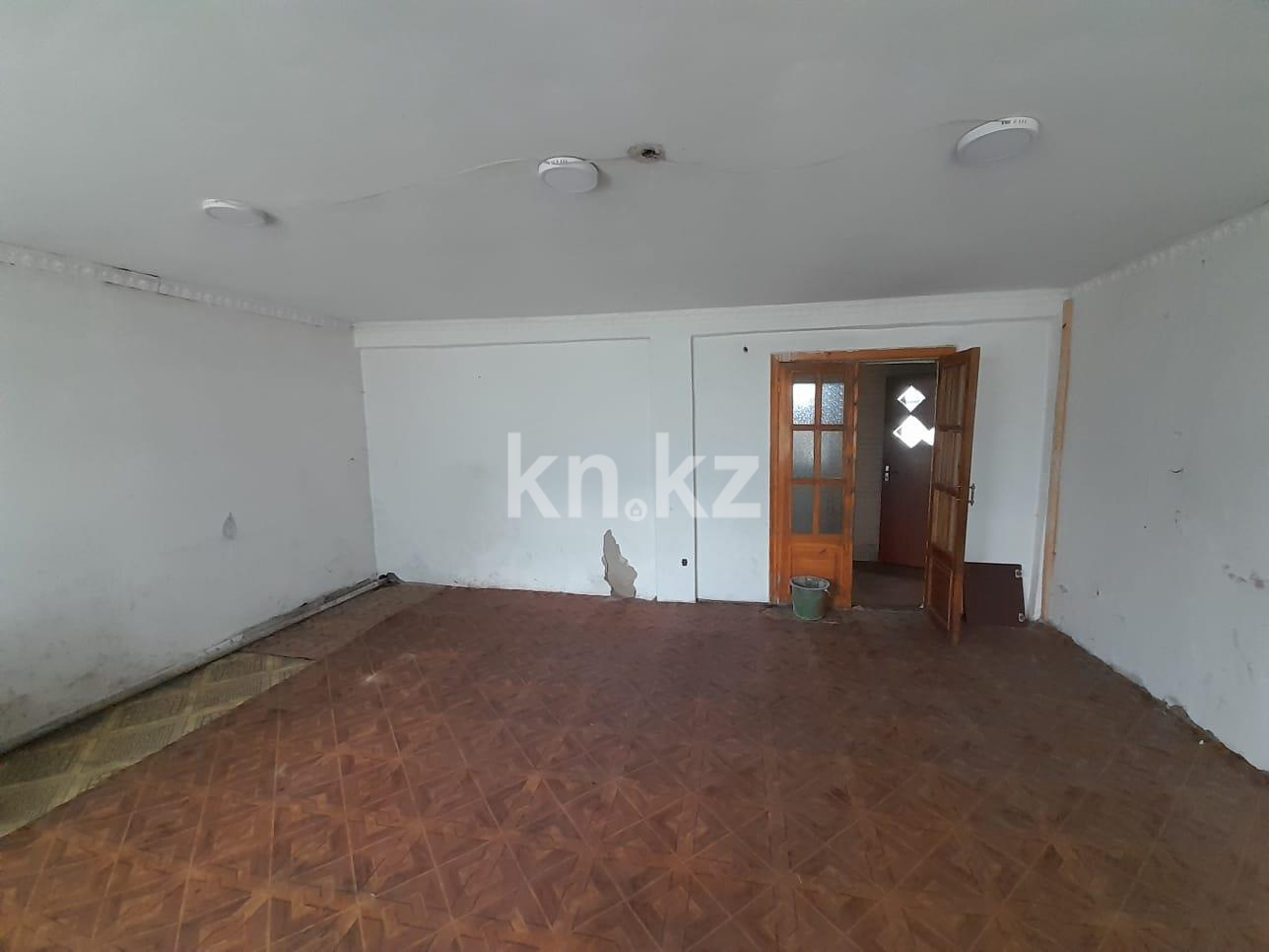 Продажа 4-комнатной квартиры, 96 м², ул. Степная, дом  1а в Караганде - фото 14